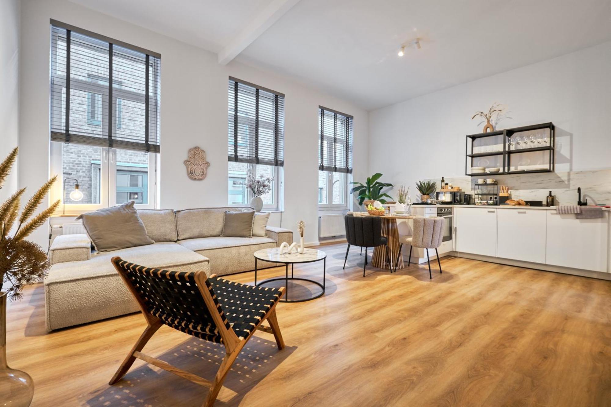Park Avenue Apartments - Dom Mit Stil - Kueche - Parkplatz - Wlan - 65 Zoll Tv - Netflix Kolonia Zewnętrze zdjęcie